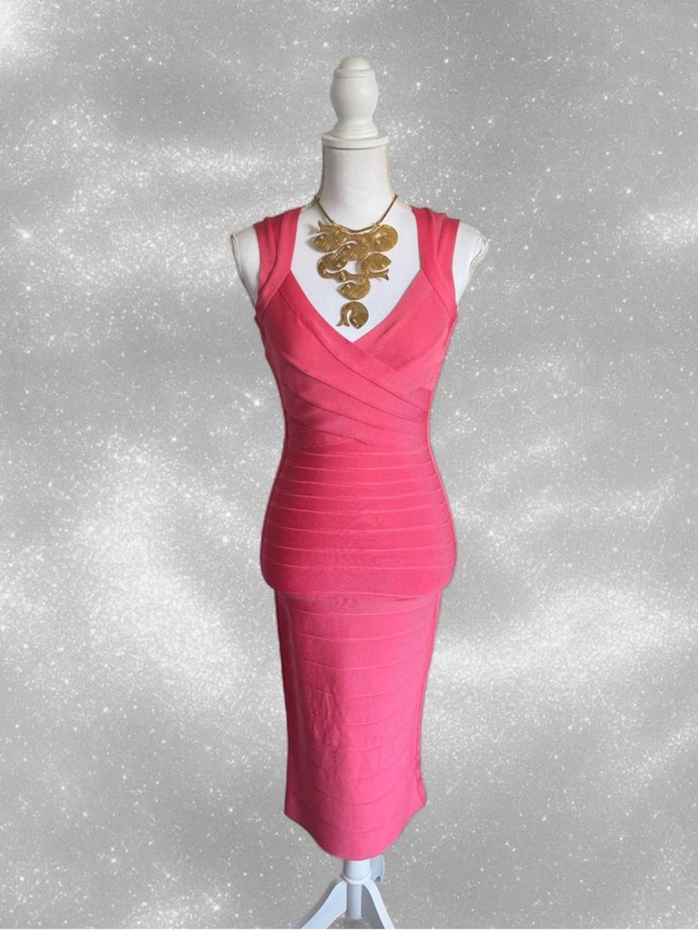 NWOT HERVE LEGER BODY CON BANDAGE DRESS.